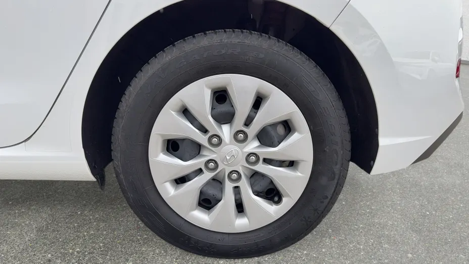 HYUNDAI i30 i30 1.0 T-GDI Modern