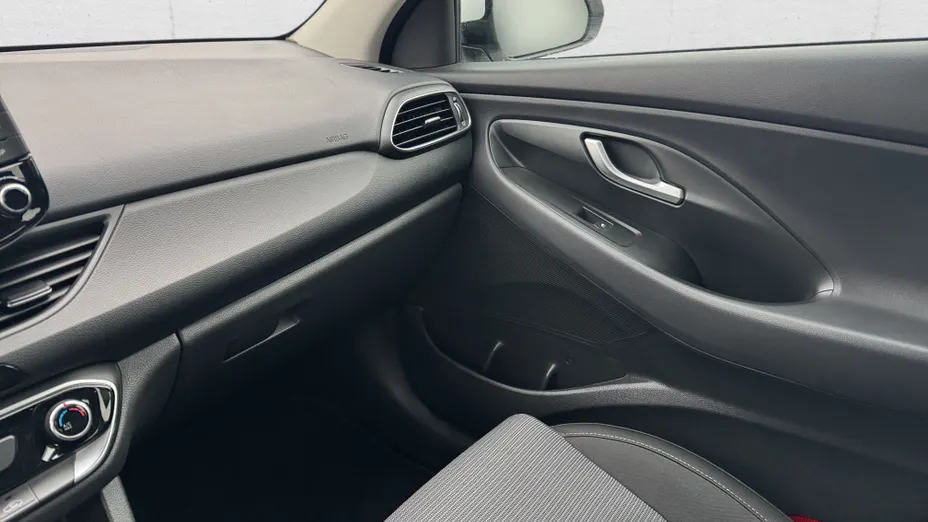 HYUNDAI i30 i30 1.0 T-GDI Modern