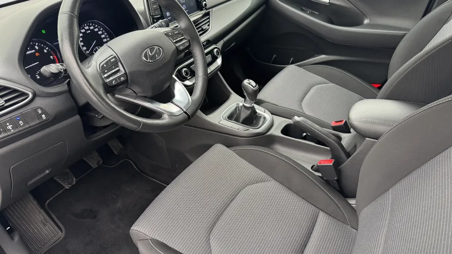 HYUNDAI i30 i30 1.0 T-GDI Modern