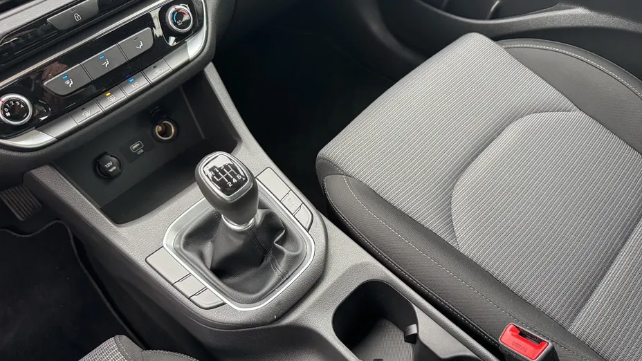 HYUNDAI i30 i30 1.0 T-GDI Modern