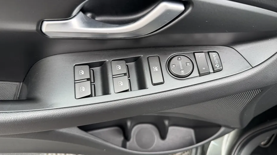 HYUNDAI i30 i30 1.0 T-GDI Smart