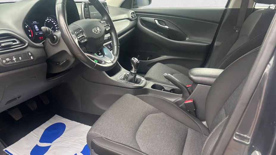 HYUNDAI i30 i30 1.0 T-GDI Smart