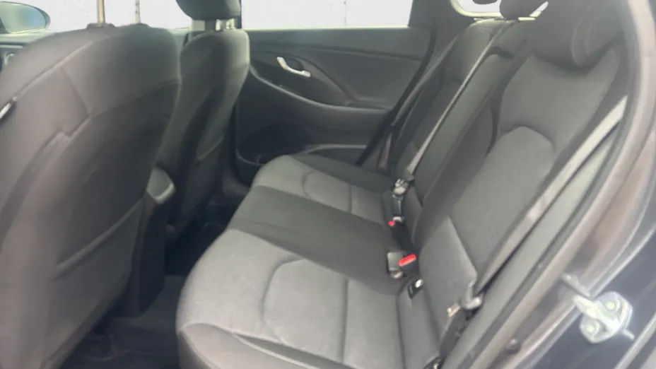 HYUNDAI i30 i30 1.0 T-GDI Smart