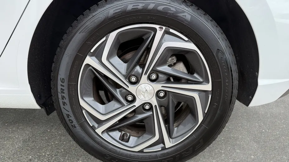 HYUNDAI i30 i30 1.0 T-GDI Smart