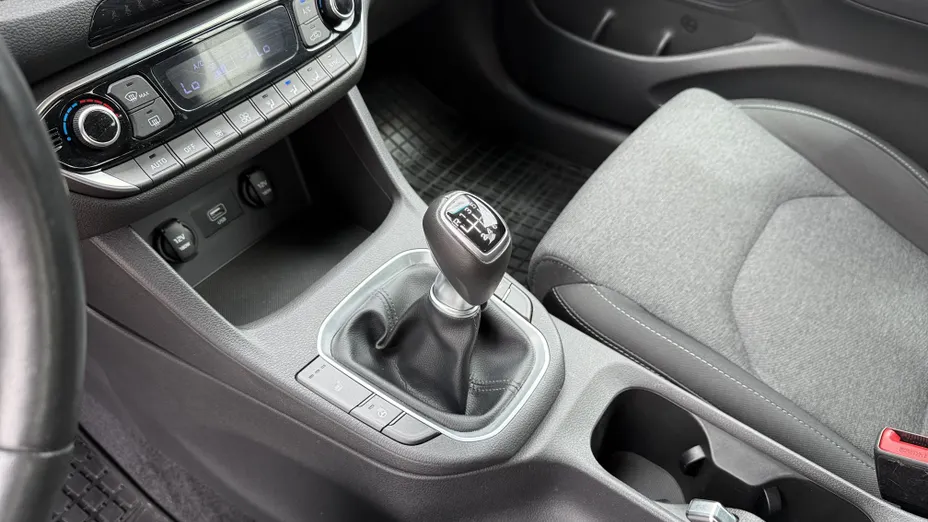 HYUNDAI i30 i30 1.0 T-GDI Smart