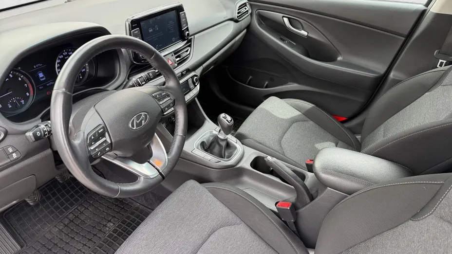 HYUNDAI i30 i30 1.0 T-GDI Smart