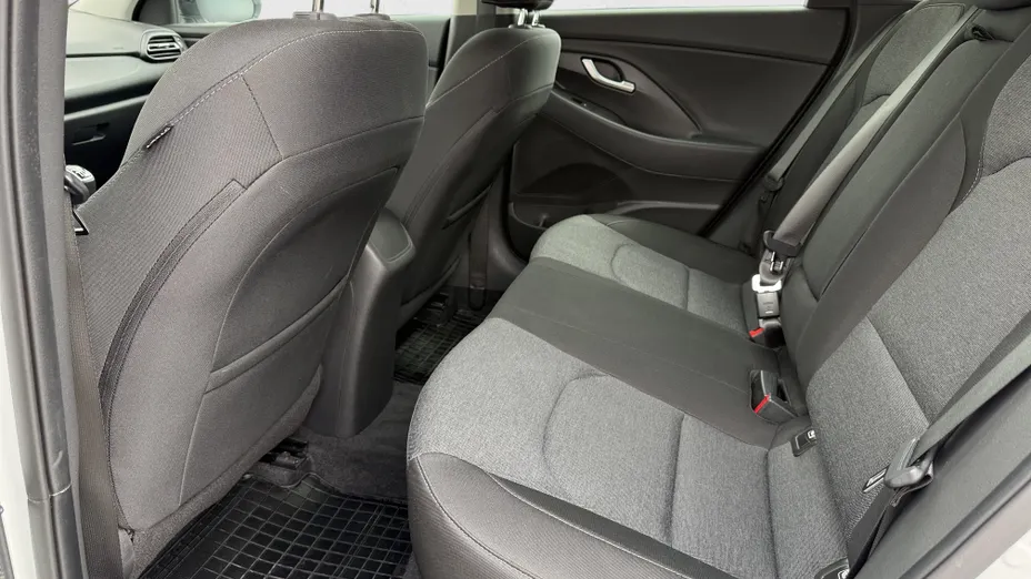 HYUNDAI i30 i30 1.0 T-GDI Smart