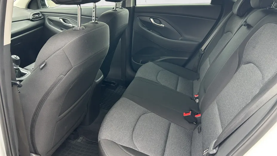 HYUNDAI i30 i30 1.0 T-GDI Smart