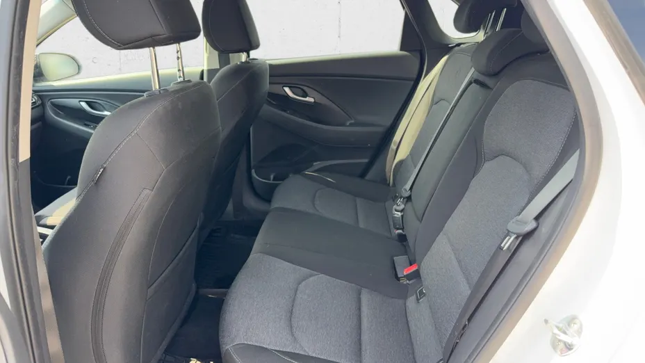 HYUNDAI i30 i30 1.0 T-GDI Smart