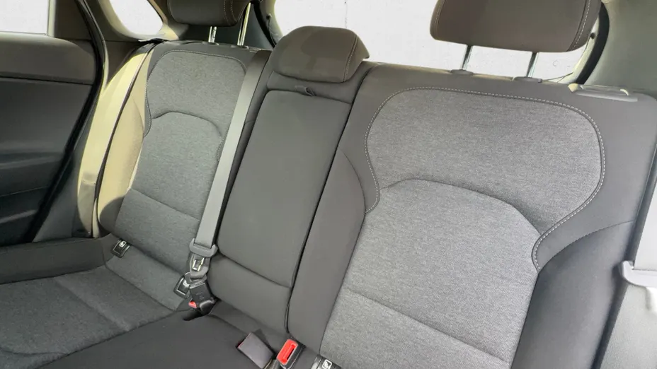 HYUNDAI i30 i30 1.0 T-GDI Smart