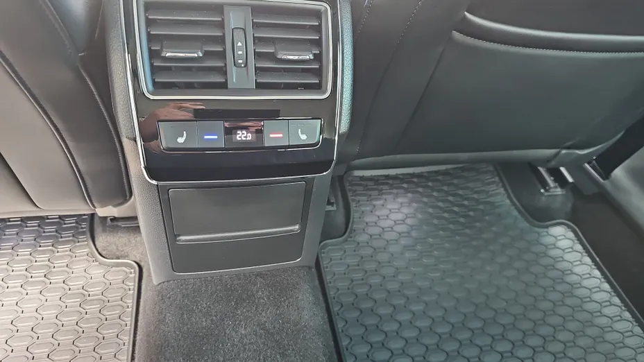 SKODA Superb Superb 2.0 TSI L&K DSG