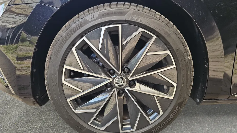 SKODA Superb Superb 2.0 TSI L&K DSG