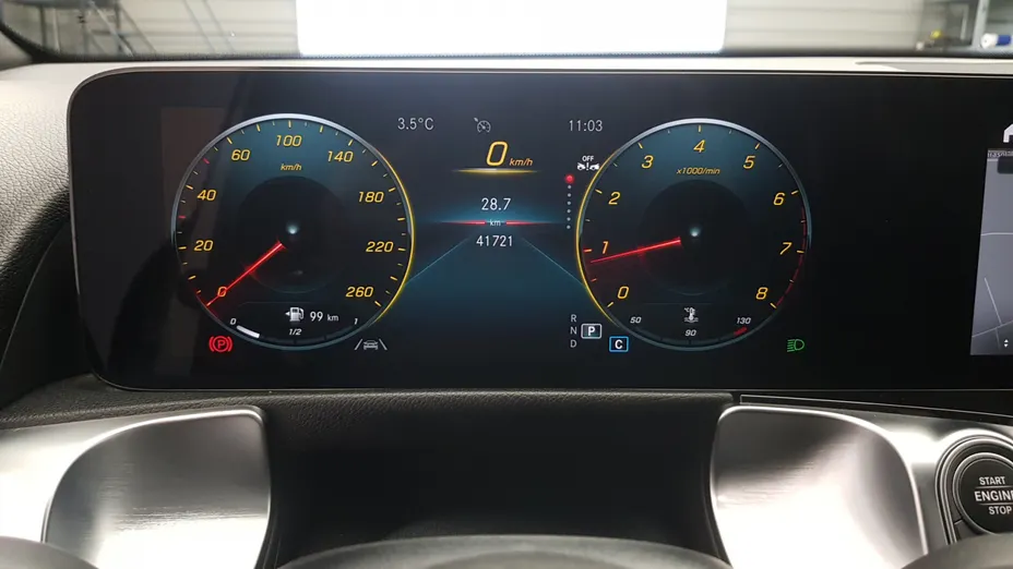 MERCEDES-BENZ GLB GLB 200 4-Matic AMG Line 8G-DCT