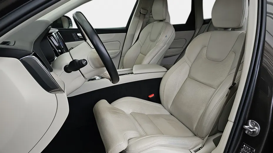 VOLVO XC60 XC60 B4 D AWD Inscription aut