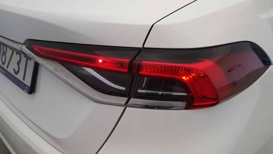 TOYOTA Corolla Corolla 1.5 Active