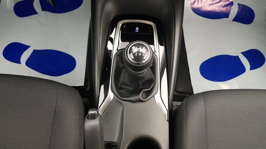 TOYOTA Corolla Corolla 1.5 Active