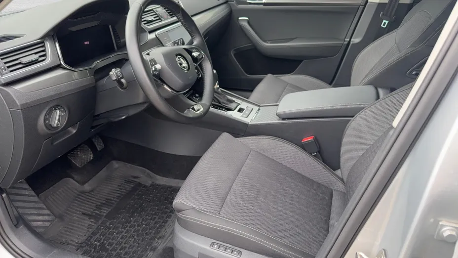 SKODA Superb Superb 2.0 TDI SCR Style DSG