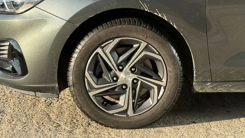 HYUNDAI i30 i30 1.5 DPI Smart