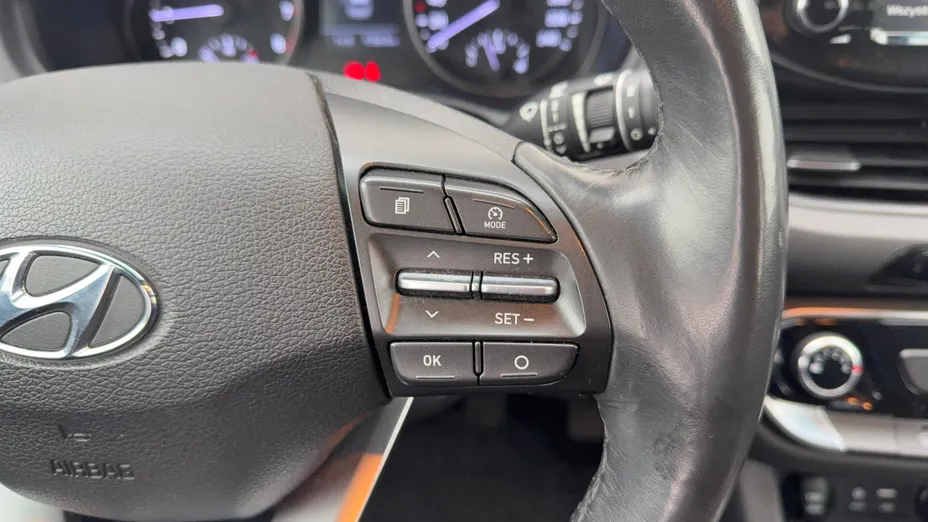 HYUNDAI i30 i30 1.4 GET!