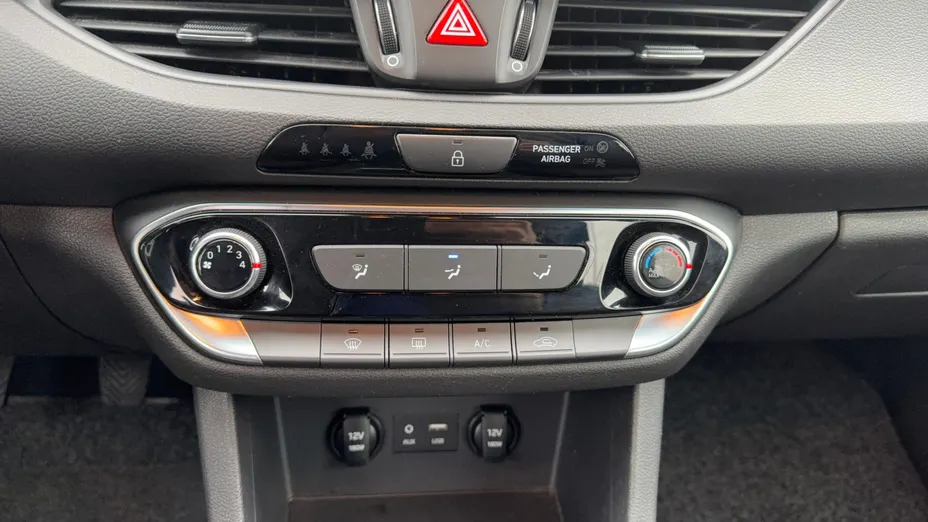 HYUNDAI i30 i30 1.4 GET!