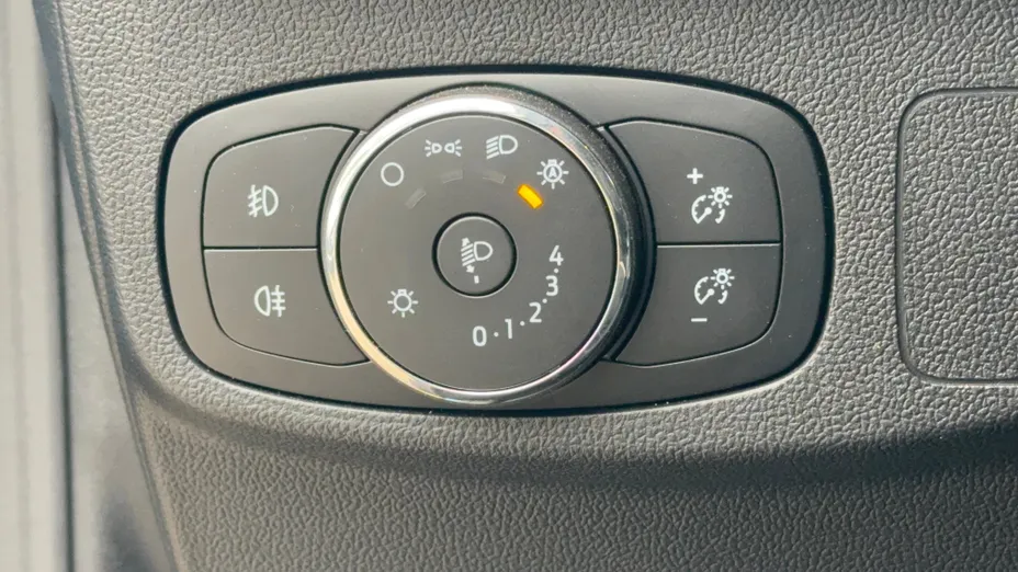 FORD Focus Focus 1.5 EcoBlue Active X aut