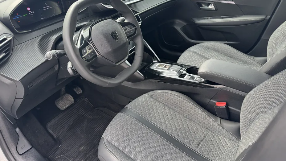 PEUGEOT 208 e-208 50kWh Allure