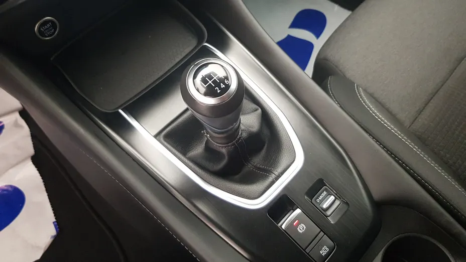 NISSAN Qashqai Qashqai 1.3 DIG-T mHEV N-Connecta