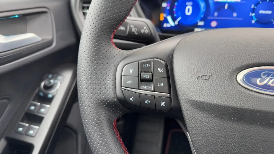 FORD Focus Focus 1.0 EcoBoost mHEV ST-Line X aut