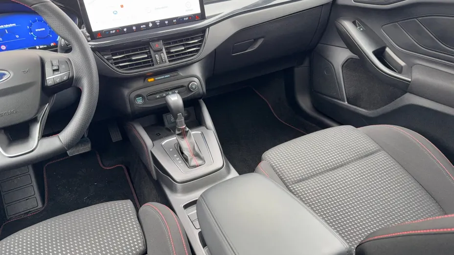 FORD Focus Focus 1.0 EcoBoost mHEV ST-Line X aut