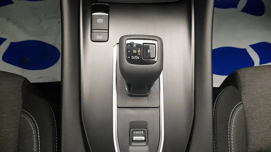 NISSAN Qashqai Qashqai 1.3 DIG-T mHEV N-Connecta Xtronic