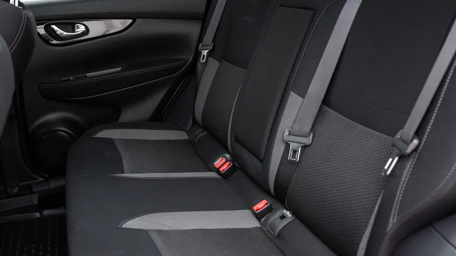 NISSAN Qashqai Qashqai 1.3 DIG-T N-Connecta DCT