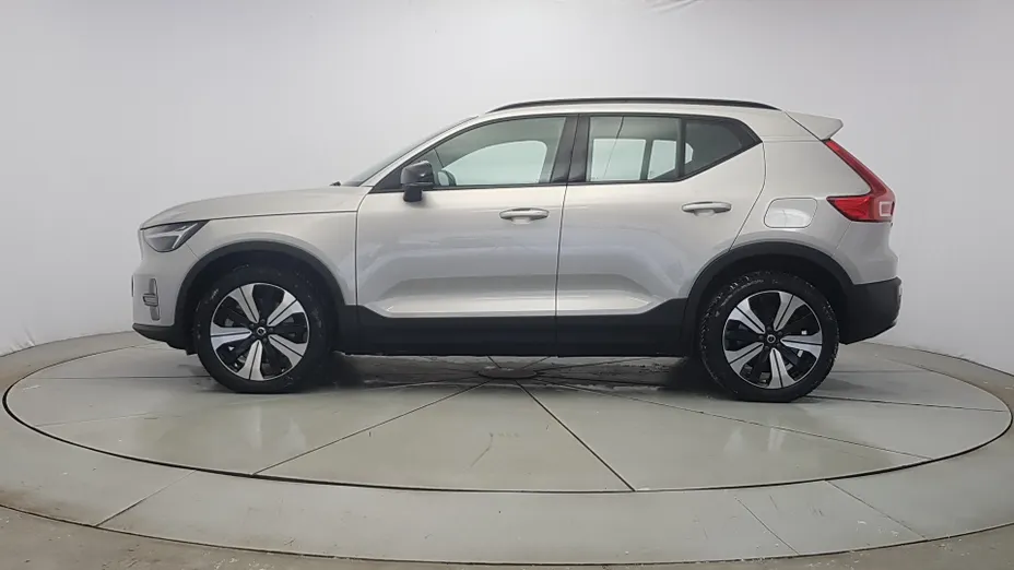VOLVO XC40 XC40 73kWh P6 Recharge Plus aut