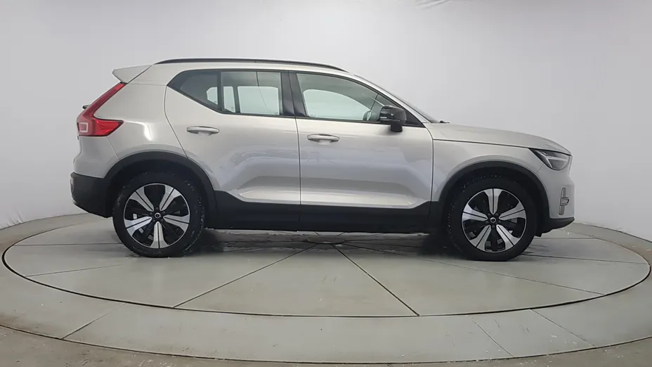 VOLVO XC40 XC40 73kWh P6 Recharge Plus aut