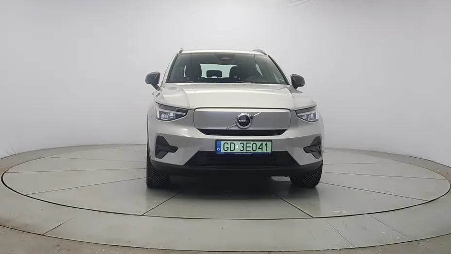VOLVO XC40 XC40 73kWh P6 Recharge Plus aut
