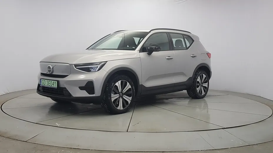 VOLVO XC40 XC40 73kWh P6 Recharge Plus aut