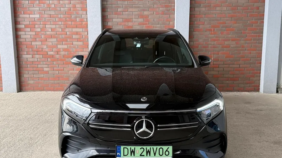 MERCEDES-BENZ EQA EQA 350 66.5kWh 4-Matic AMG Line