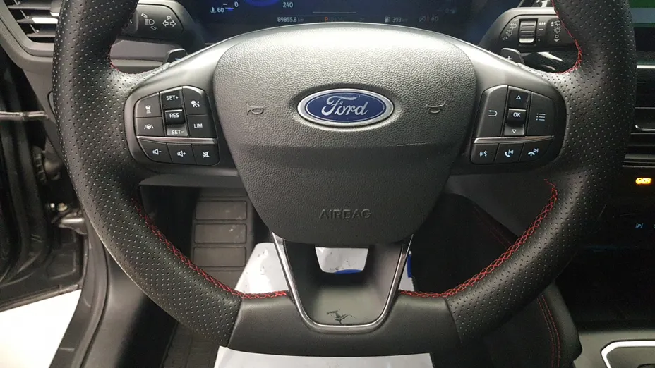 FORD Focus Focus 1.0 EcoBoost mHEV ST-Line X aut