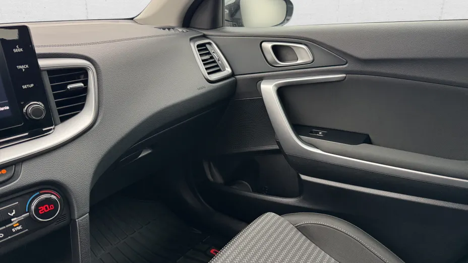 KIA Cee'd Ceed 1.5 T-GDI M DCT