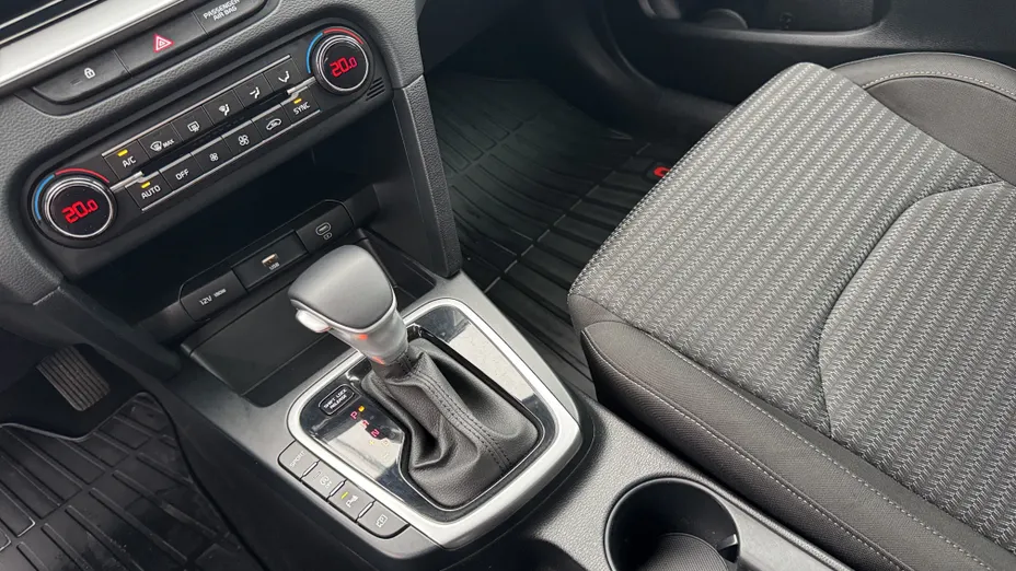 KIA Cee'd Ceed 1.5 T-GDI M DCT