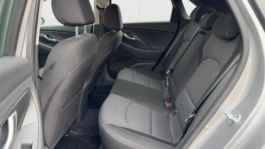 HYUNDAI i30 i30 1.5 T-GDI 48V Smart