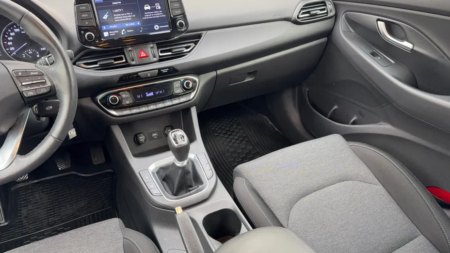 HYUNDAI i30 i30 1.5 T-GDI 48V Smart