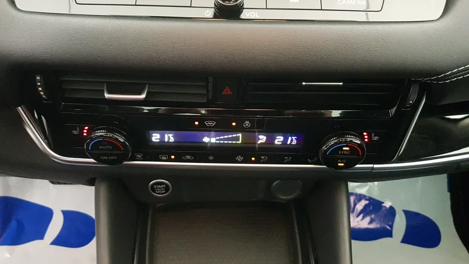 NISSAN Qashqai Qashqai 1.3 DIG-T mHEV N-Connecta Xtronic