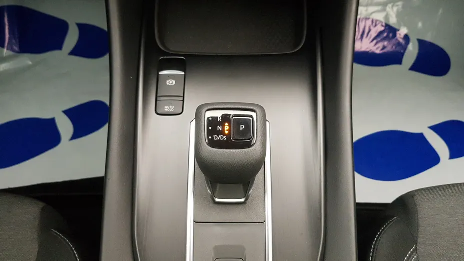 NISSAN Qashqai Qashqai 1.3 DIG-T mHEV N-Connecta Xtronic