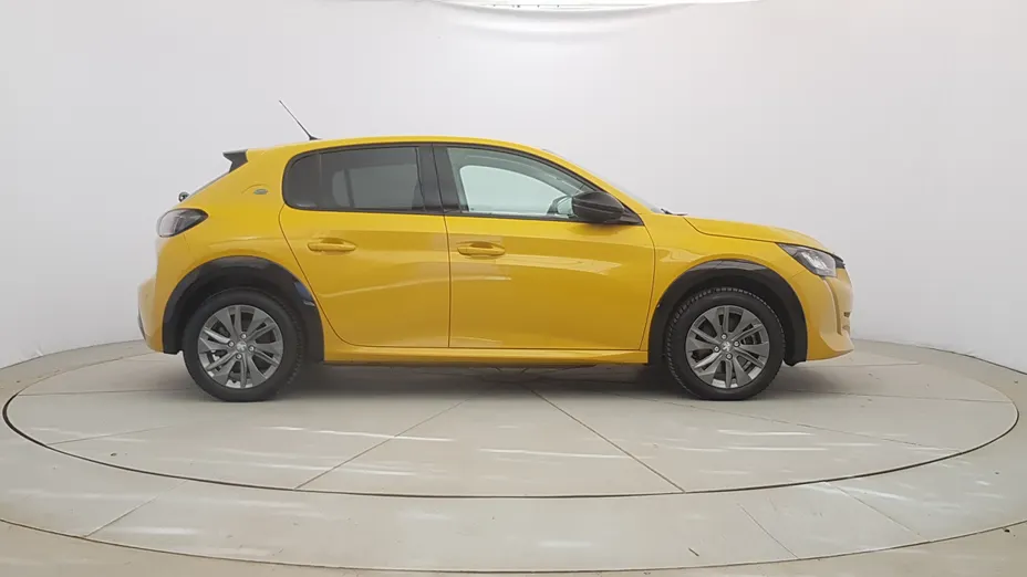 PEUGEOT 208 e-208 Allure