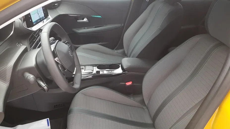 PEUGEOT 208 e-208 Allure