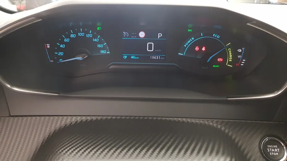 PEUGEOT 208 e-208 Allure