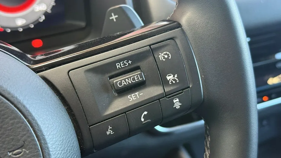 NISSAN Qashqai Qashqai 1.3 DIG-T mHEV N-Connecta Xtronic