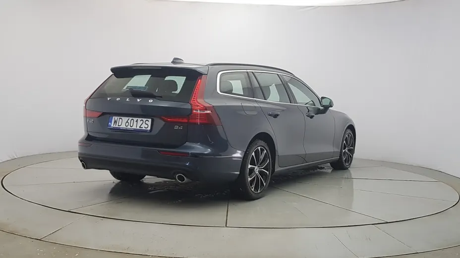 VOLVO V60 V60 B4 D Momentum Pro aut