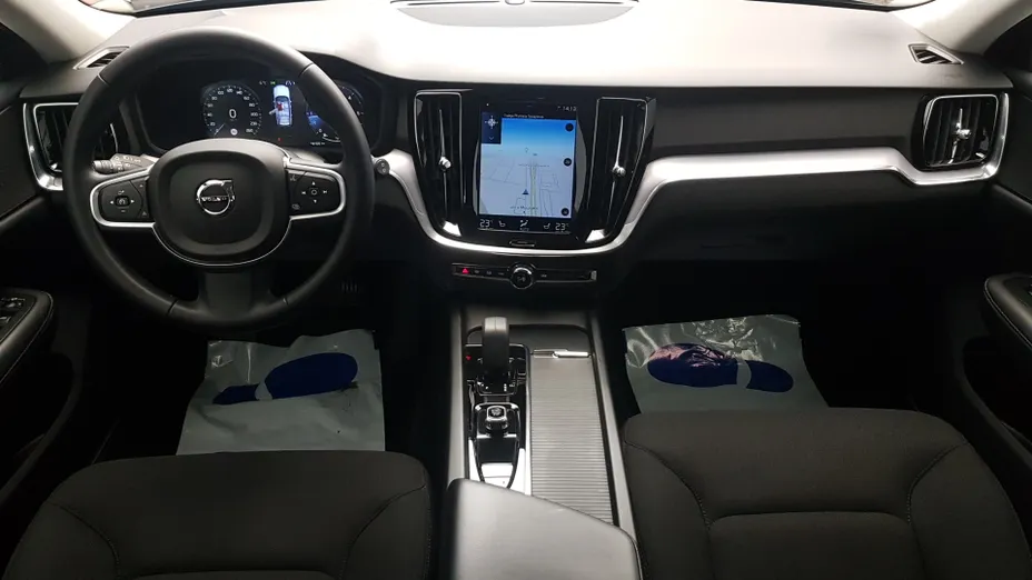 VOLVO V60 V60 B4 D Momentum Pro aut
