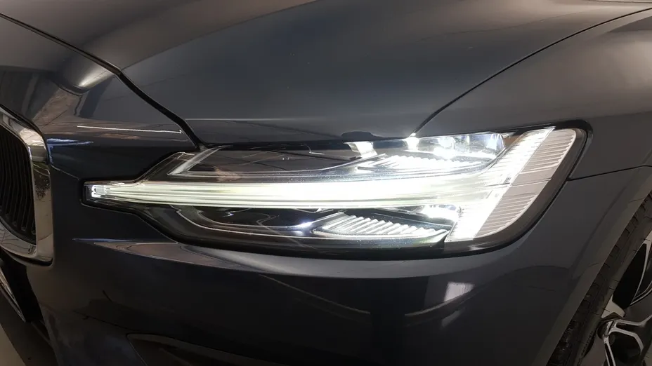 VOLVO V60 V60 B4 D Momentum Pro aut